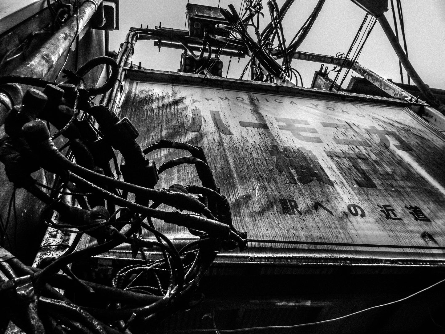 東京スナップTシャツ "Harmonica Alley"