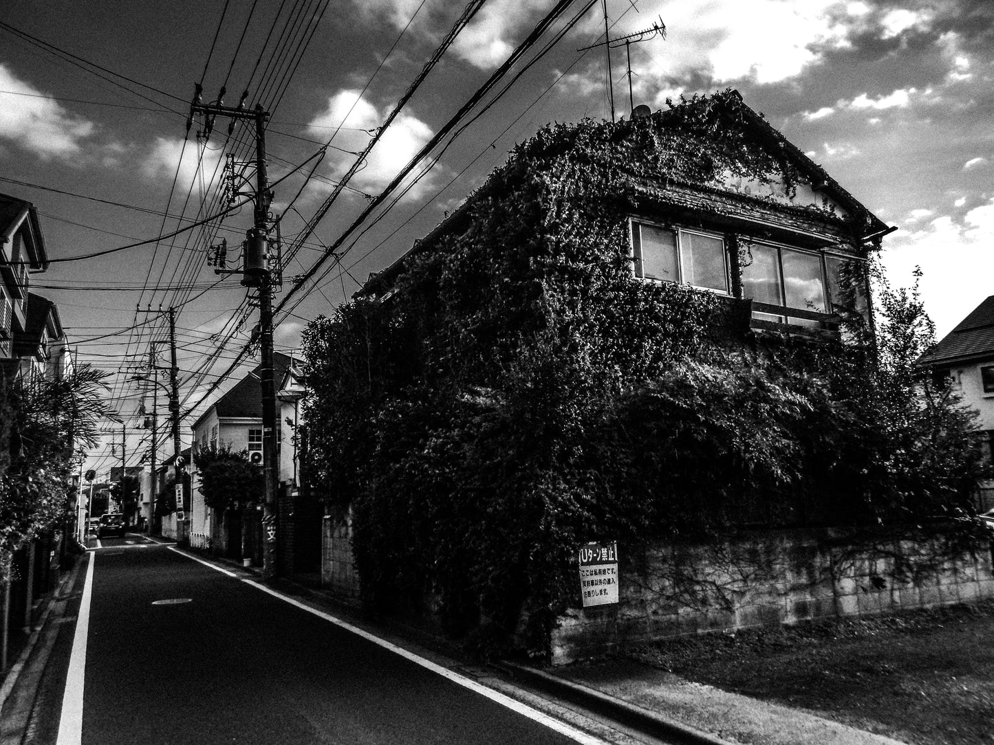 東京スナップTシャツ "Seasonal Wardrobe Change"