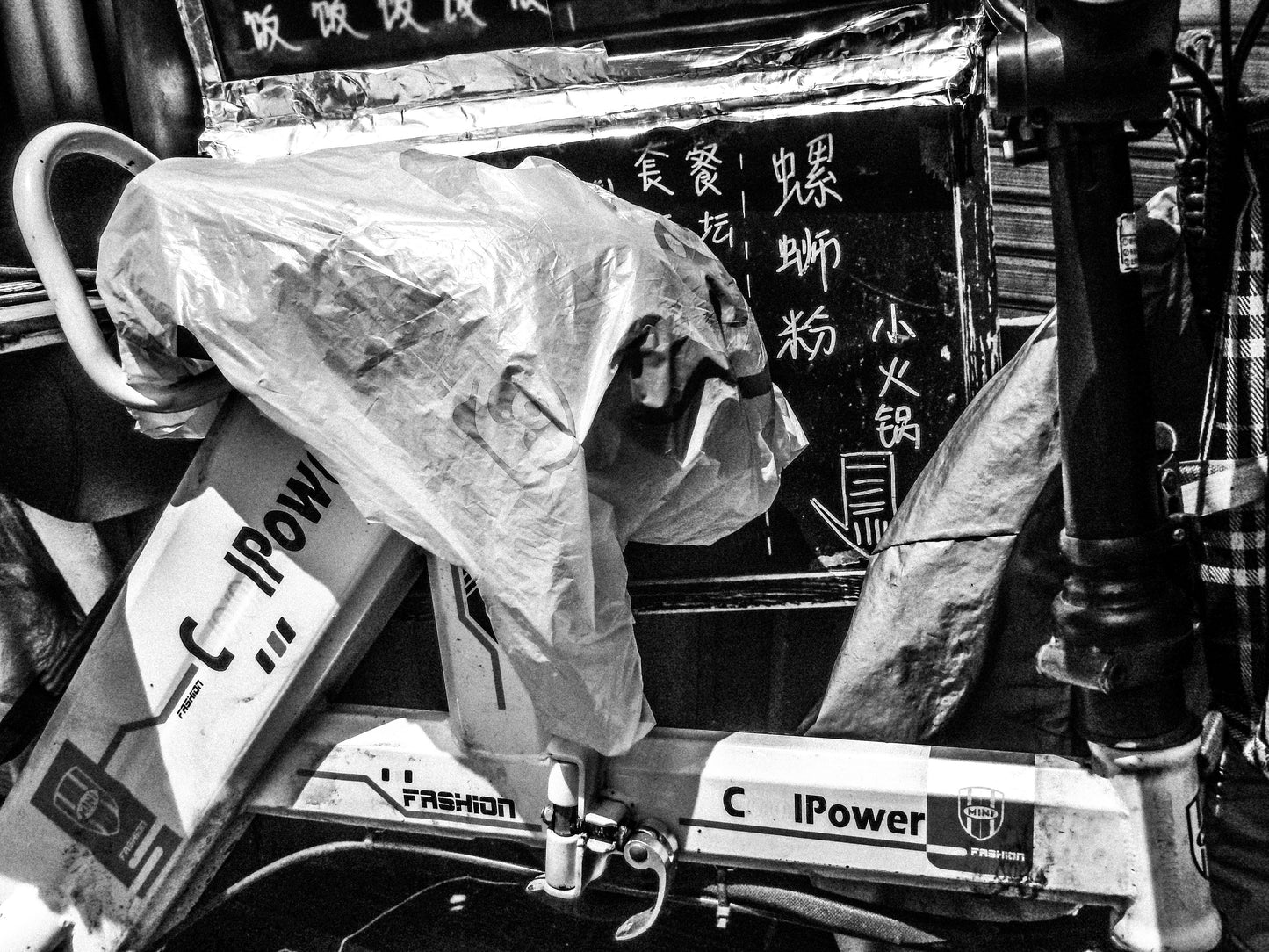 東京スナップTシャツ "LUUP"